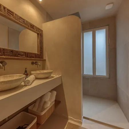 Maison Ysé - Avec Sauna, Jacuzzi&cinéma Apartamento