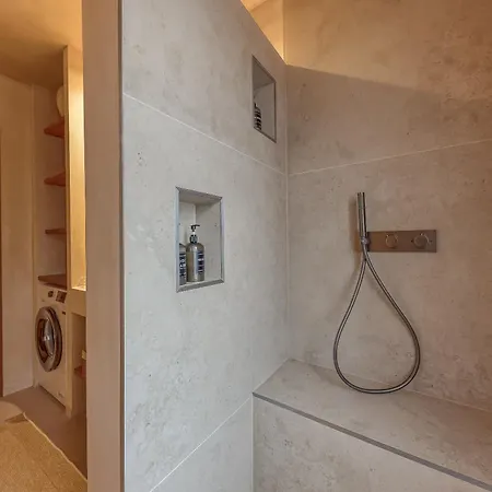 Maison Yse - Avec Sauna, Jacuzzi & Cinema Apartmán Saint-Denis (Seine-Saint-Denis)